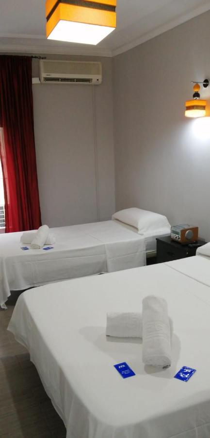Hostal Oxum Мадрид Екстер'єр фото
